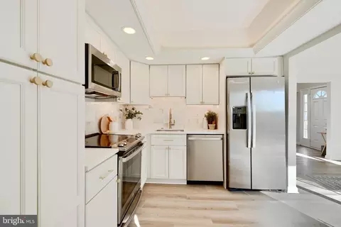 Kitchen - 600 Shore Dr, Joppa, MD 21085 photo 3 of 3