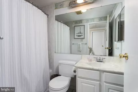 Bath - 62 Boxthorn Rd, Abingdon, MD 21009 photo 2 of 2