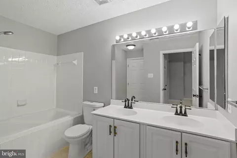 Bath - 438 Macintosh Cir, Joppa, MD 21085 photo 1 of 2