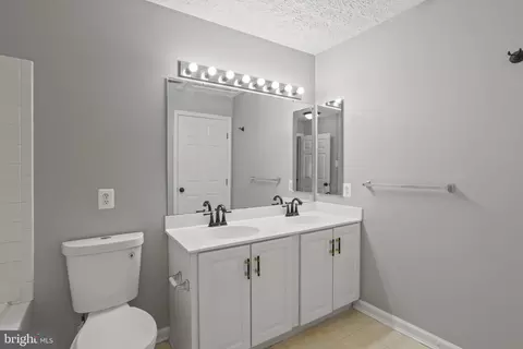 Entry Way - 438 Macintosh Cir, Joppa, MD 21085 photo 3 of 3