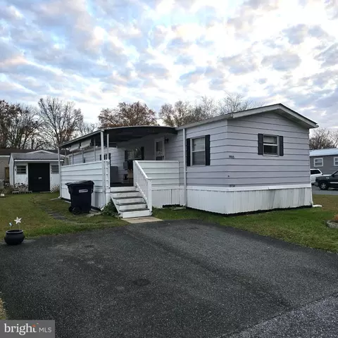 1985 Chipper Dr, Edgewood, MD 21040