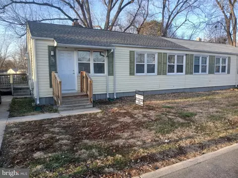 33 Swan St, Aberdeen, MD 21001