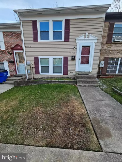 956 Topview Dr, Edgewood, MD 21040