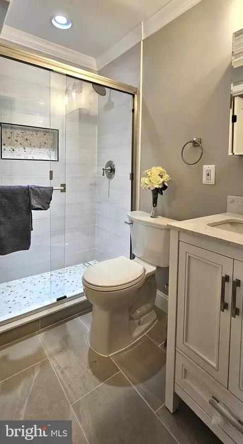 Bath - 711 Sharps Ct, Fallston, MD 21047 photo 3 of 3