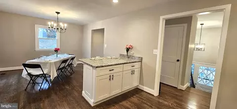 Entry Way - 711 Sharps Ct, Fallston, MD 21047 photo 3 of 4