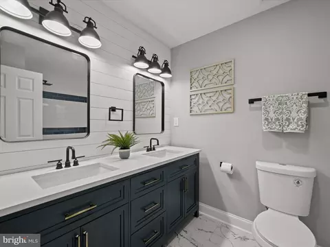 Bath - 2201 Cloverdale Dr, Fallston, MD 21047 photo 5 of 8
