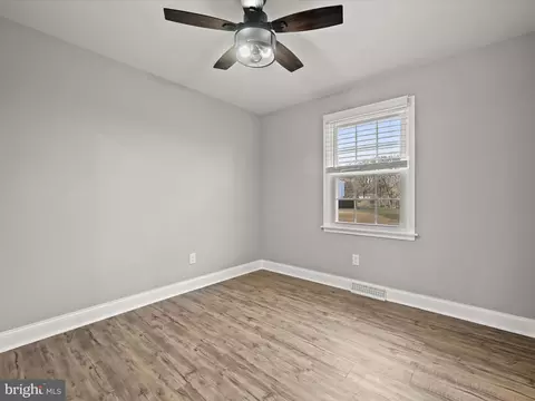 Bedroom - 2201 Cloverdale Dr, Fallston, MD 21047 photo 6 of 8
