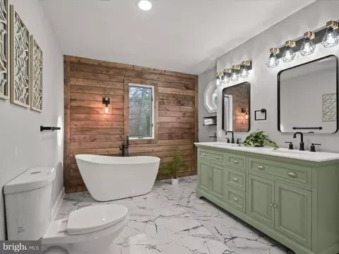 Bath - 2201 Cloverdale Dr, Fallston, MD 21047 photo 1 of 8