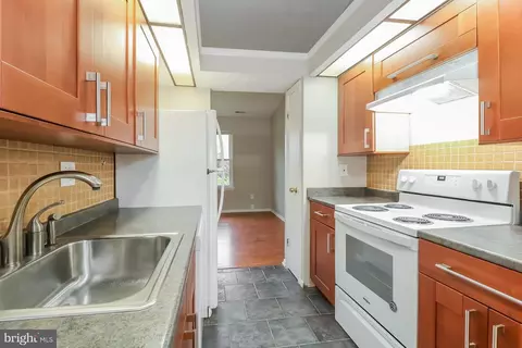 Kitchen - 408 Berkshire Ct, Joppa, MD 21085 photo 4 of 4