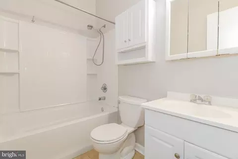 Bath - 408 Berkshire Ct, Joppa, MD 21085 photo 1 of 1
