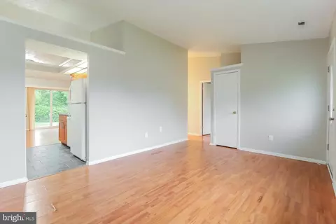 Living - 408 Berkshire Ct, Joppa, MD 21085 photo 2 of 4