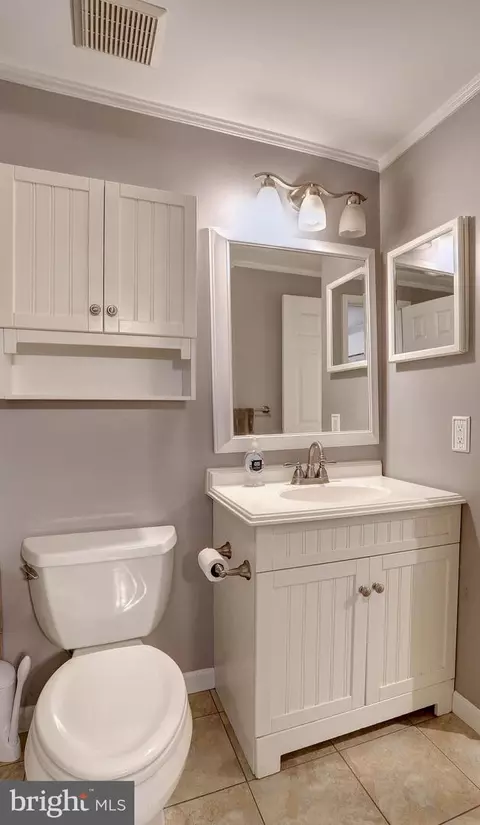 Bath - 1016 Mariner Rd, Joppa, MD 21085 photo 1 of 2