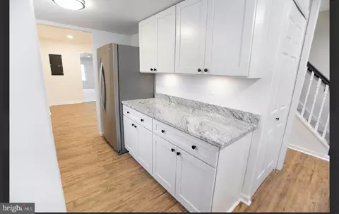 Entry Way - 235 Haverhill Rd, Joppa, MD 21085 photo 11 of 15