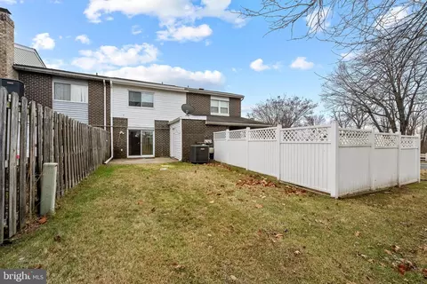 Exterior - 302 Sweet Briar Ct, Joppa, MD 21085 photo 3 of 4