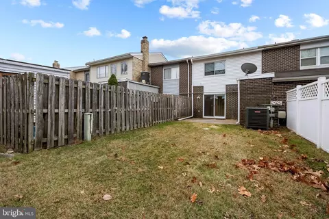 Exterior - 302 Sweet Briar Ct, Joppa, MD 21085 photo 4 of 4