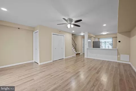 Living - 302 Sweet Briar Ct, Joppa, MD 21085 photo 1 of 1