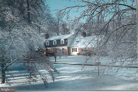 202 Ferndale Rd, Aberdeen, MD 21001