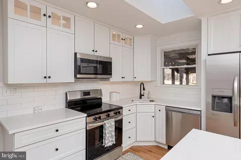 2308 Carlo Rd, Fallston, MD 21047 photo 3