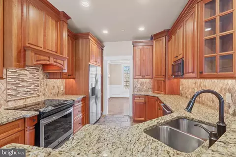 Kitchen - 2912 Charles St, Fallston, MD 21047 photo 4 of 7