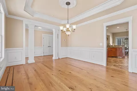 Entry Way - 2912 Charles St, Fallston, MD 21047 photo 4 of 9