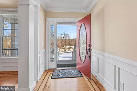 Entry Way - 2912 Charles St, Fallston, MD 21047 photo 1 of 9