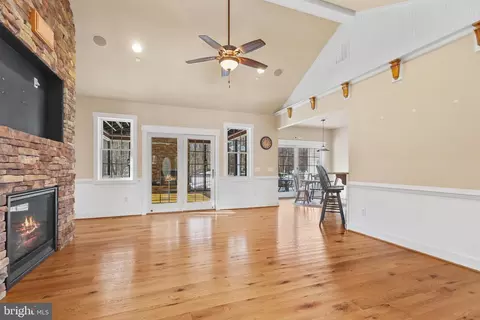 Living - 2912 Charles St, Fallston, MD 21047 photo 4 of 4