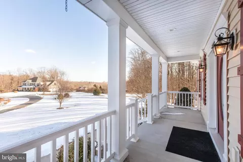 Exterior - 2912 Charles St, Fallston, MD 21047 photo 6 of 20