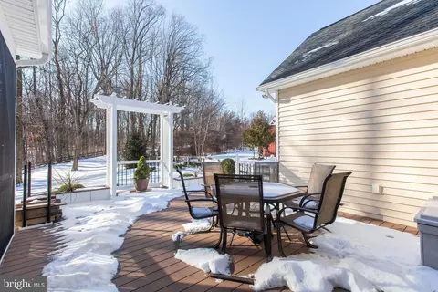 Exterior - 2912 Charles St, Fallston, MD 21047 photo 14 of 20