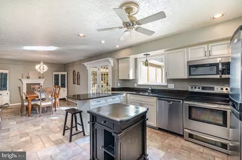 906 Deer Ct, Abingdon, MD 21009 photo 13