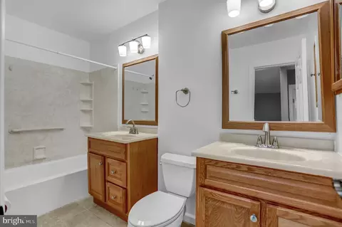 Bath - 3642 Marpat Dr, Abingdon, MD 21009 photo 1 of 2