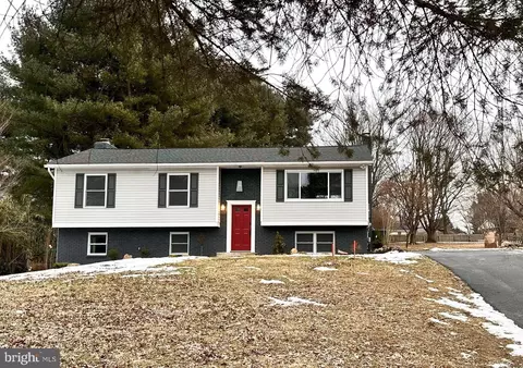 1909 Belleguard Dr, Jarrettsville, MD 21084