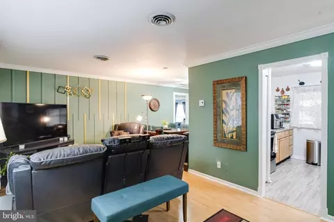 Entry Way - 735 Joppa Farm Rd, Joppa, MD 21085 photo 2 of 4