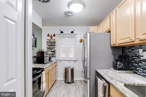 Kitchen - 735 Joppa Farm Rd, Joppa, MD 21085 photo 1 of 2