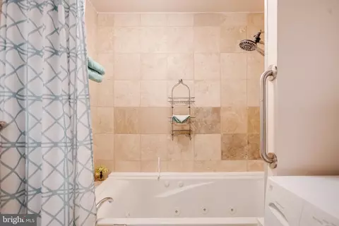 Bath - 735 Joppa Farm Rd, Joppa, MD 21085 photo 3 of 3