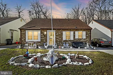 600 Harbour Oak Dr, Edgewood, MD 21040