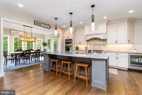Kitchen - 524 Arama Dr, Fallston, MD 21047 photo 5 of 6