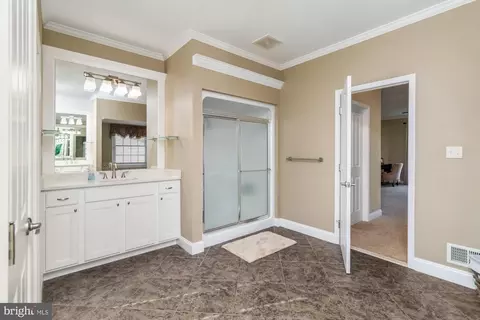Entry Way - 524 Arama Dr, Fallston, MD 21047 photo 5 of 8