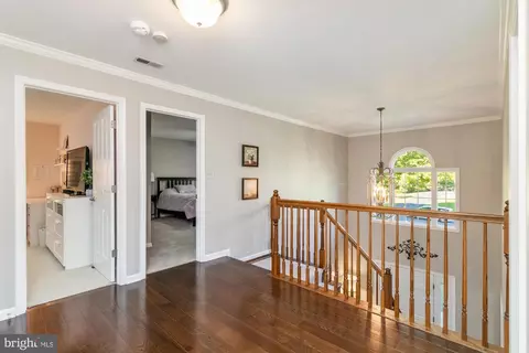 Entry Way - 524 Arama Dr, Fallston, MD 21047 photo 6 of 8