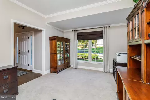 Entry Way - 524 Arama Dr, Fallston, MD 21047 photo 3 of 8