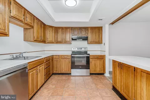 630 Shore Dr, Joppa, MD 21085 photo 9