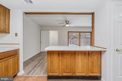 630 Shore Dr, Joppa, MD 21085 photo 13