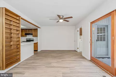 630 Shore Dr, Joppa, MD 21085 photo 16