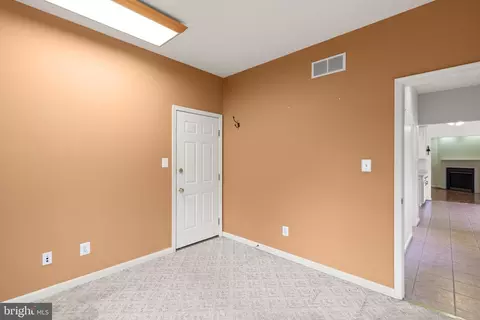 Entry Way - 511 Copeland Rd, Fallston, MD 21047 photo 3 of 5