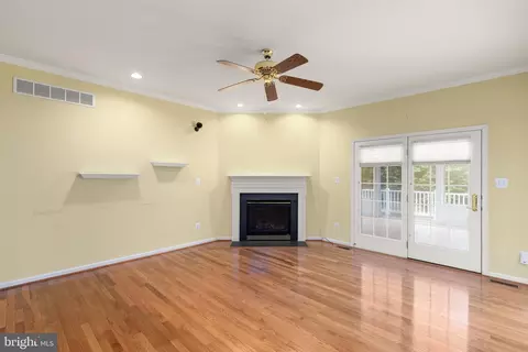 Living - 511 Copeland Rd, Fallston, MD 21047 photo 2 of 3