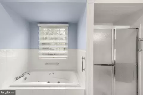 Bath - 511 Copeland Rd, Fallston, MD 21047 photo 2 of 4