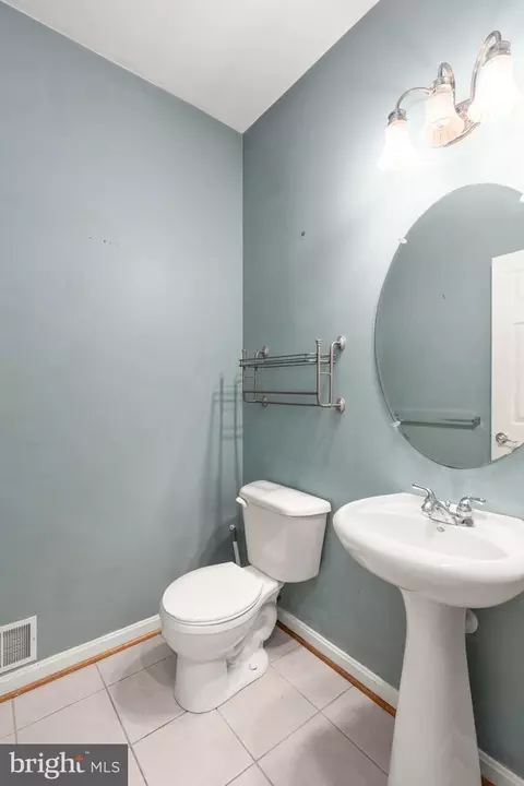 Bath - 511 Copeland Rd, Fallston, MD 21047 photo 1 of 4