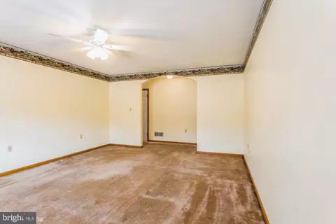 Living - 713 Old Joppa Rd, Joppa, MD 21085 photo 6 of 6