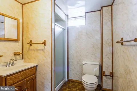 Bath - 713 Old Joppa Rd, Joppa, MD 21085 photo 3 of 3
