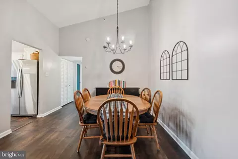 Dining - 203 Crosse Pointe 3a Ct #3A, Abingdon, MD 21009 photo 3 of 5