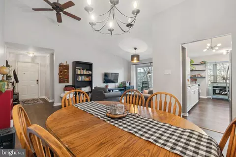 Dining - 203 Crosse Pointe 3a Ct #3A, Abingdon, MD 21009 photo 5 of 5